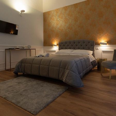 Dimora Luxury Alessia Apartment Bari Exterior photo